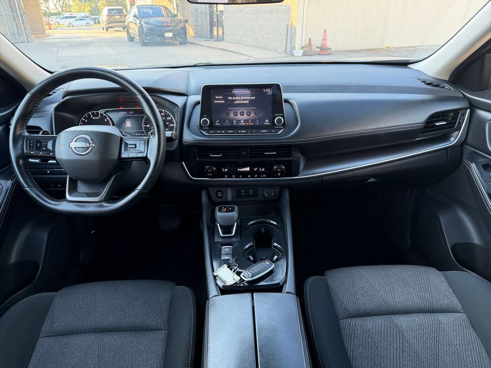 Used 2025 Nissan Rogue SV FWD image 35