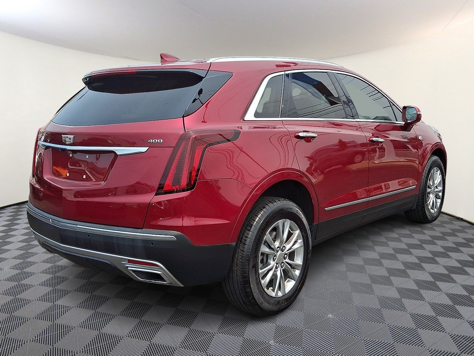 Used 2020 Cadillac XT5 Premium Luxury FWD image 7