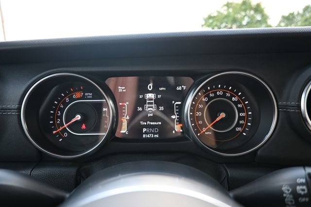 Used 2019 Jeep Wrangler Unlimited Sahara AWD/4WD image 45