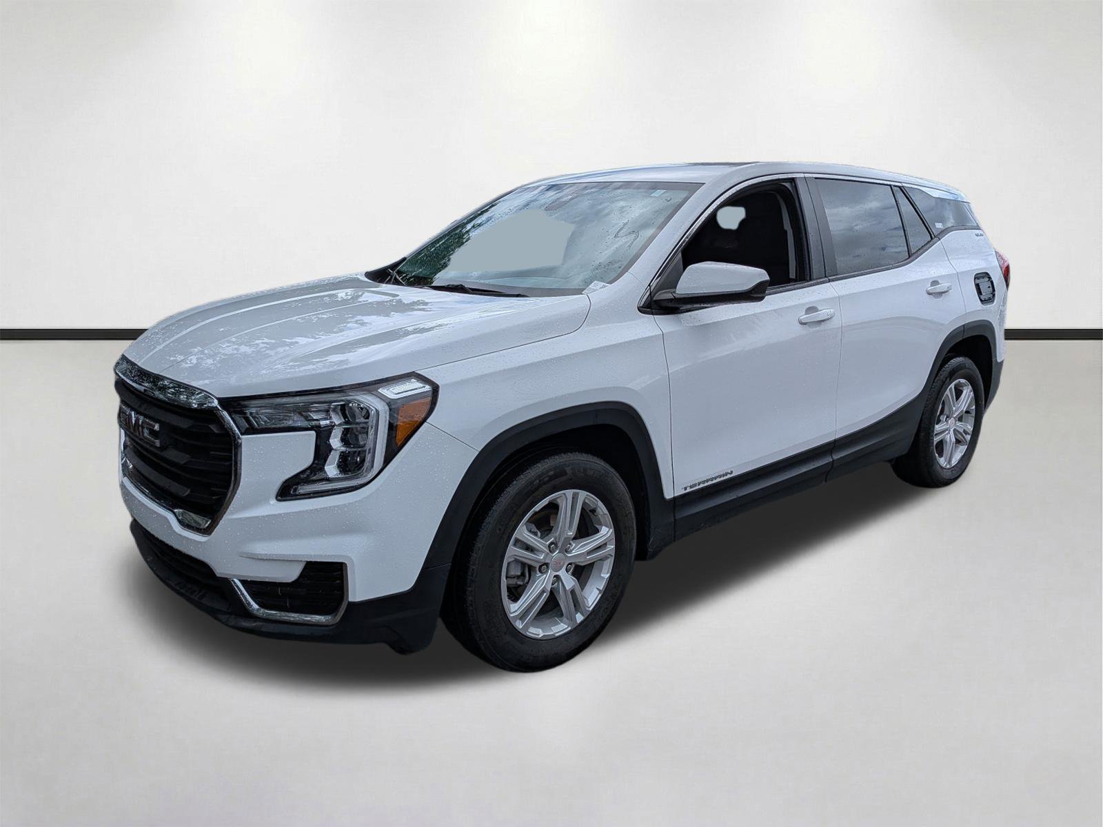Used 2024 GMC Terrain SLE FWD image 7