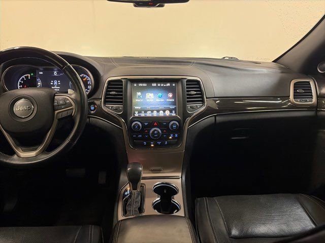 Used 2016 Jeep Grand Cherokee Overland image 30