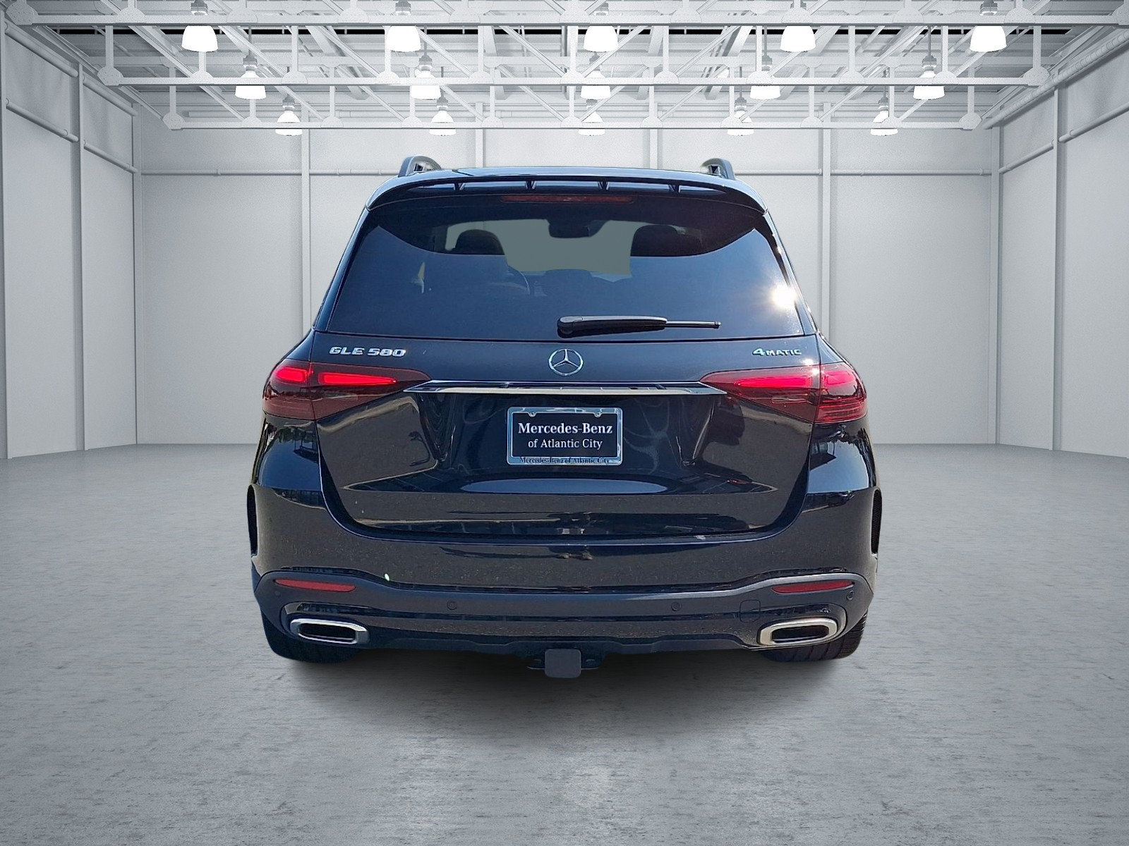 Used 2025 Mercedes-Benz GLE 580 4MATIC image 5
