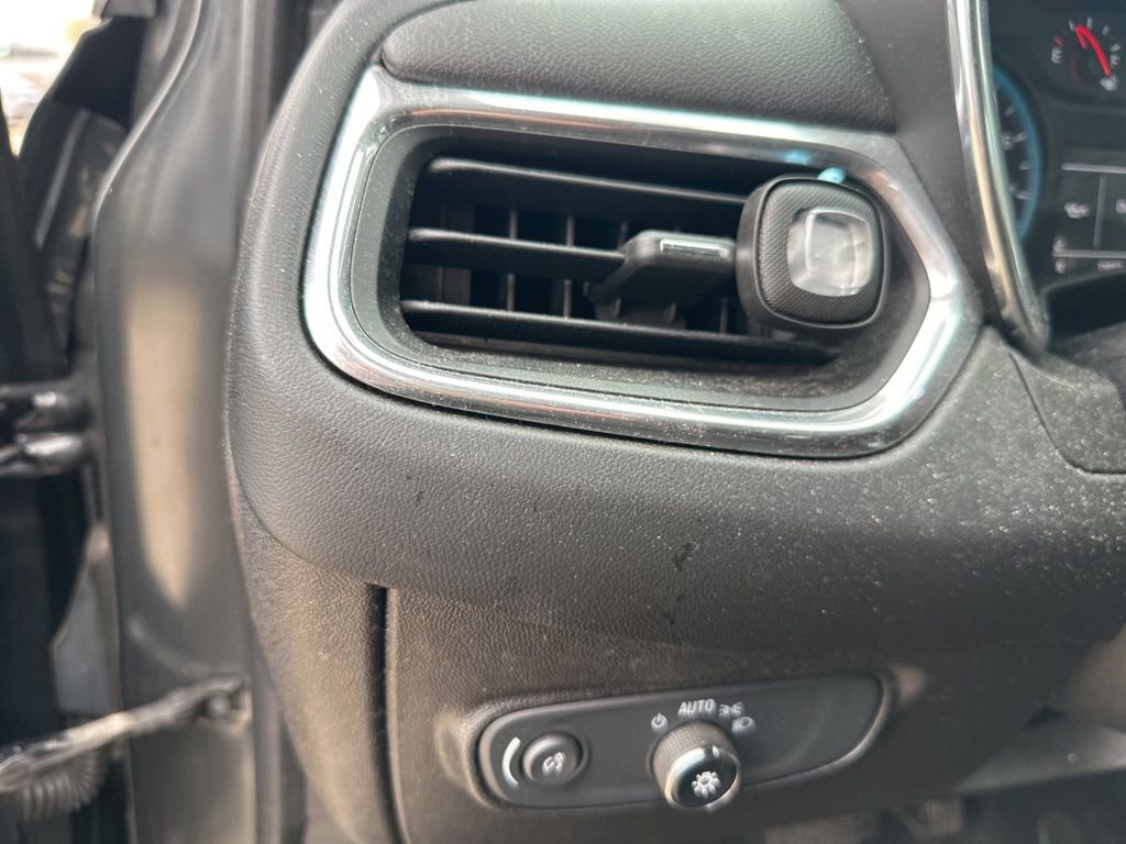 Used 2018 Chevrolet Equinox LT image 9