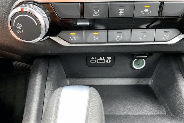 Used 2025 Nissan Altima 2.5 SV AWD/4WD image 24