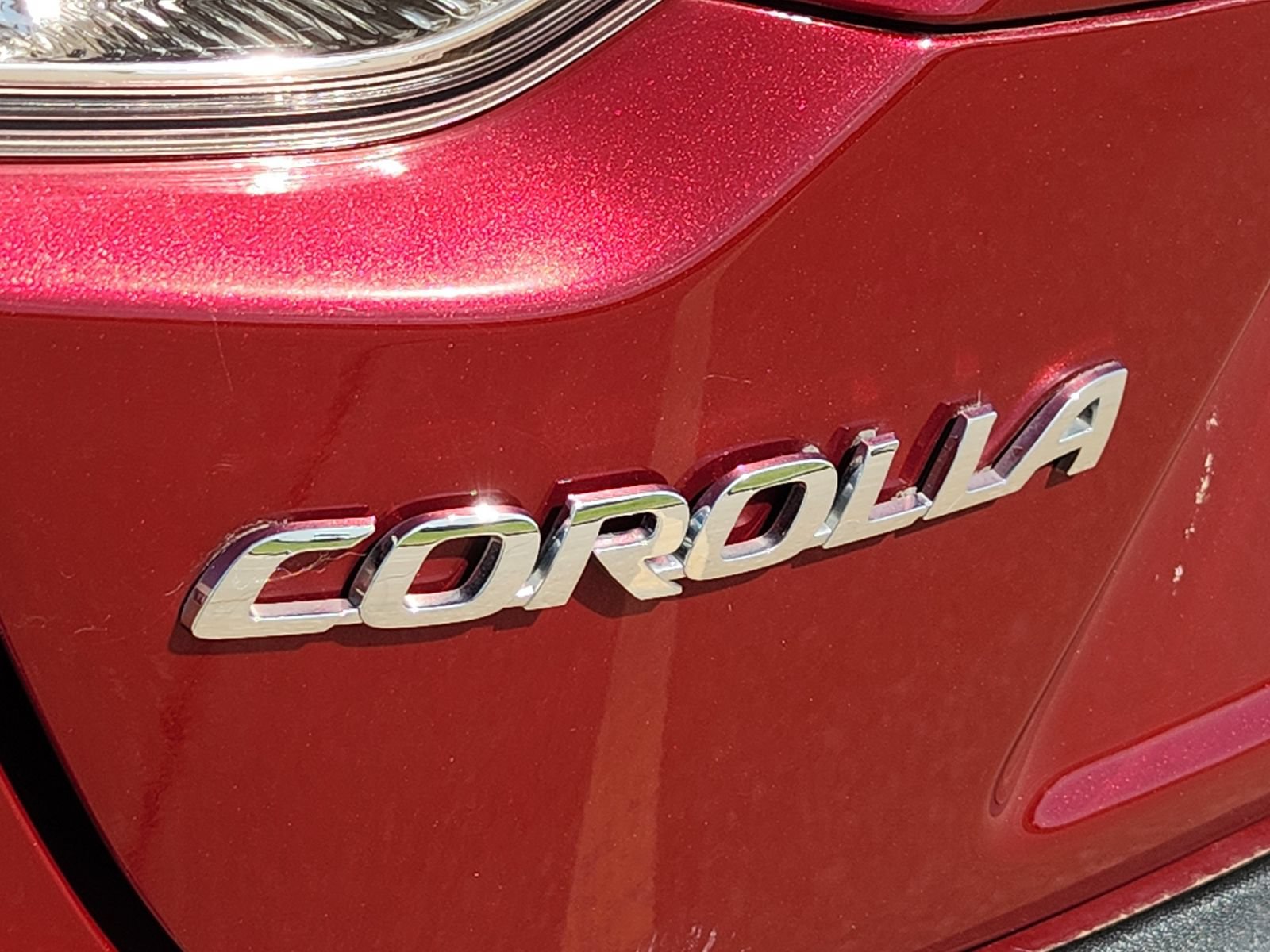 Used 2024 Toyota Corolla LE FWD image 12
