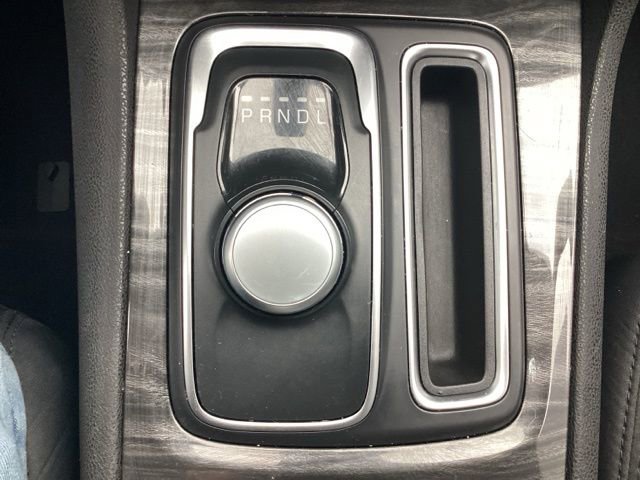 Used 2019 Chrysler 300 Touring w/ Sport Appearance Package image 19
