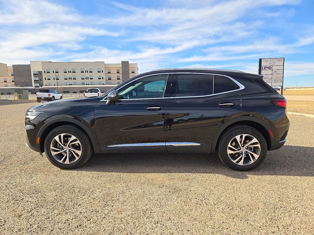 Used 2023 Buick Envision Essence image 2