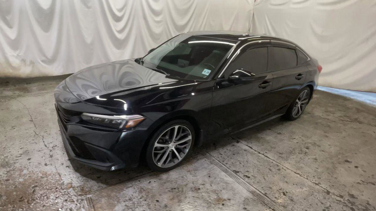 Used 2023 Honda Civic Touring image 4