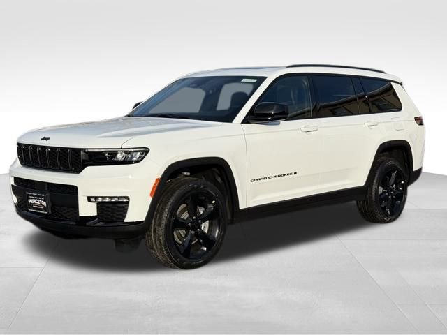 New 2025 Jeep Grand Cherokee L Limited w/ Black Appearance Package image 3