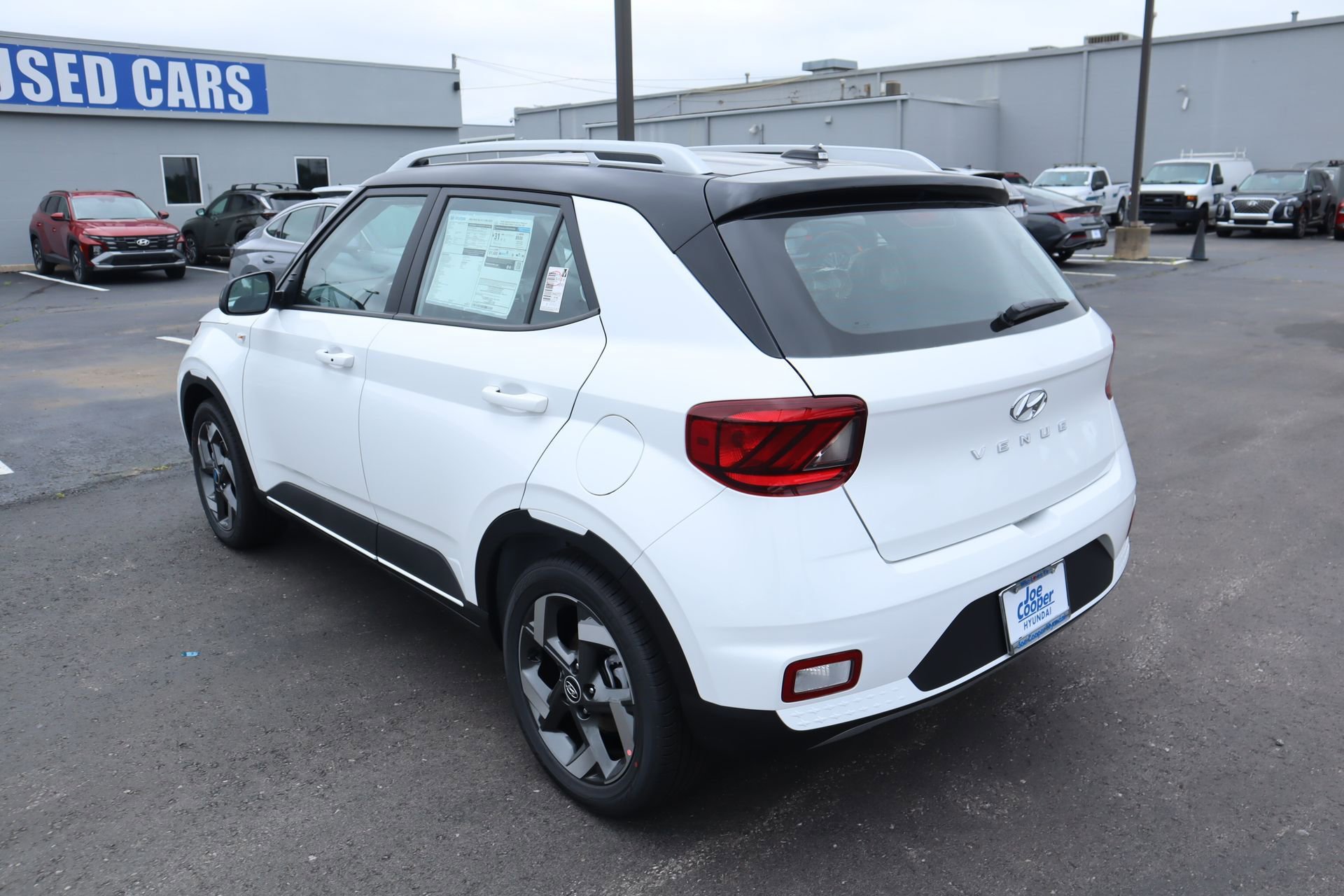 New 2026 Hyundai Venue SEL FWD image 9