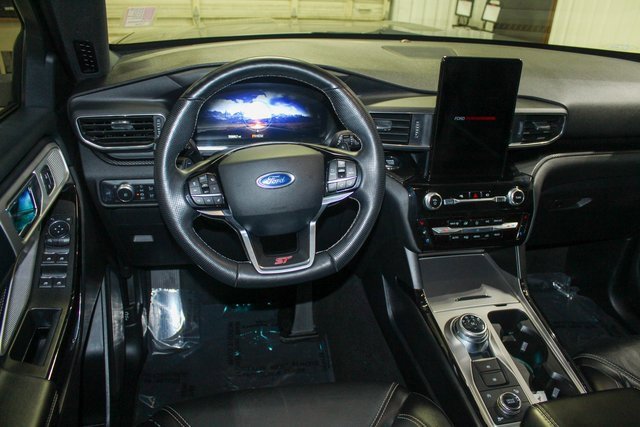 Used 2021 Ford Explorer ST w/ Equipment Group 401A image 11