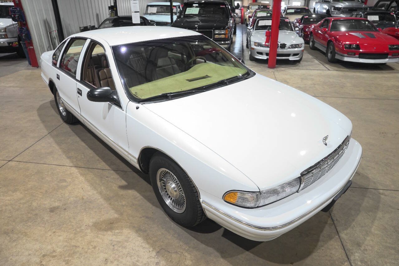 Used 1996 Chevrolet Impala SS RWD image 14