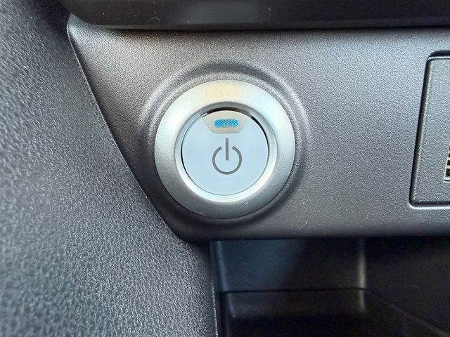 Used 2025 Nissan Leaf S image 23