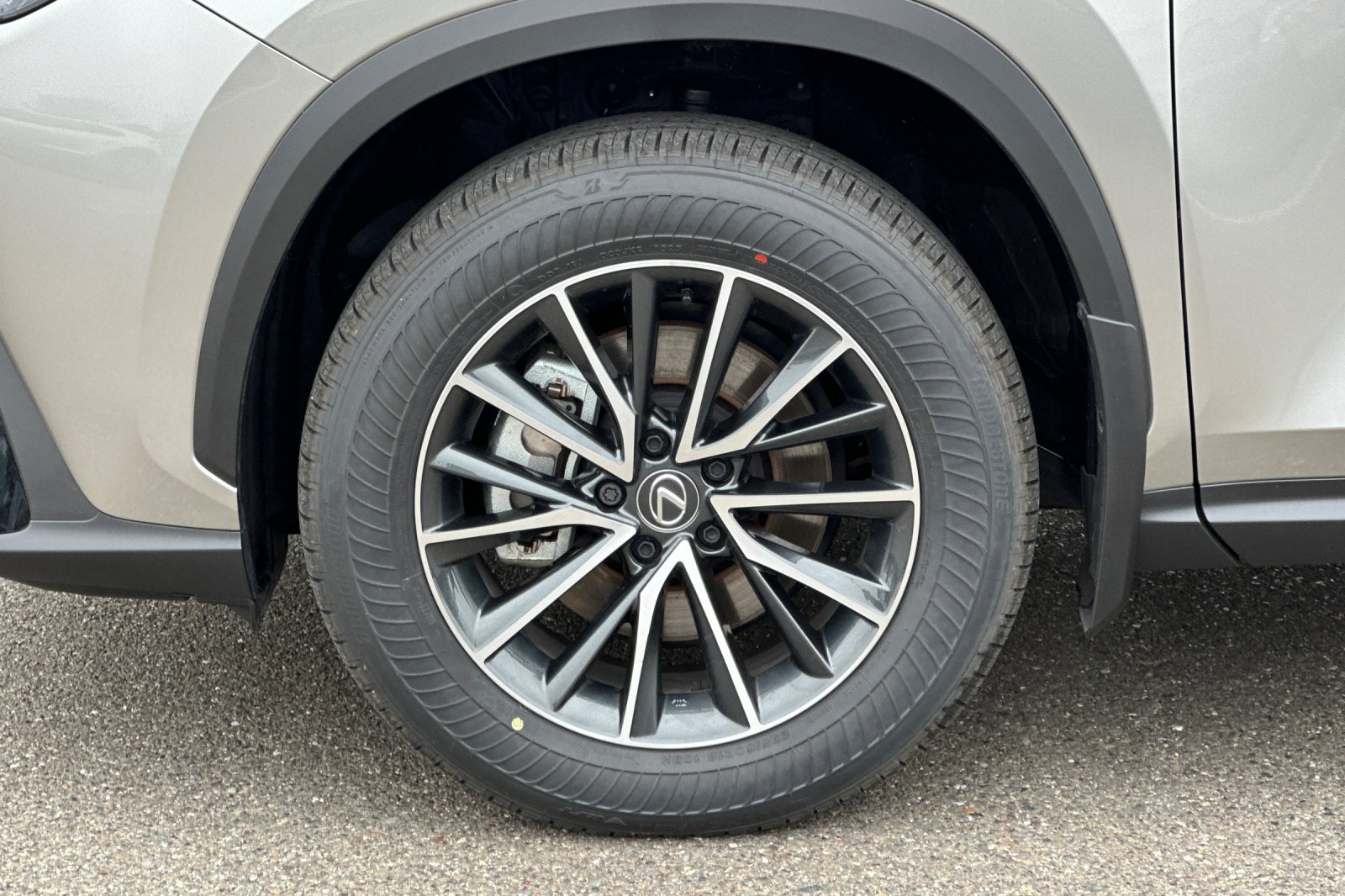 Used 2025 Lexus NX 350h AWD w/ Accessory Package (2T) image 25