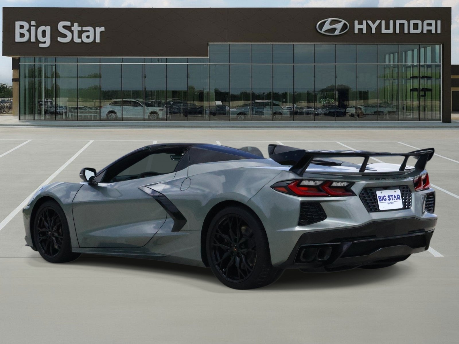 Used 2023 Chevrolet Corvette Stingray Preferred Conv w/ Z51 Performance Package RWD image 3