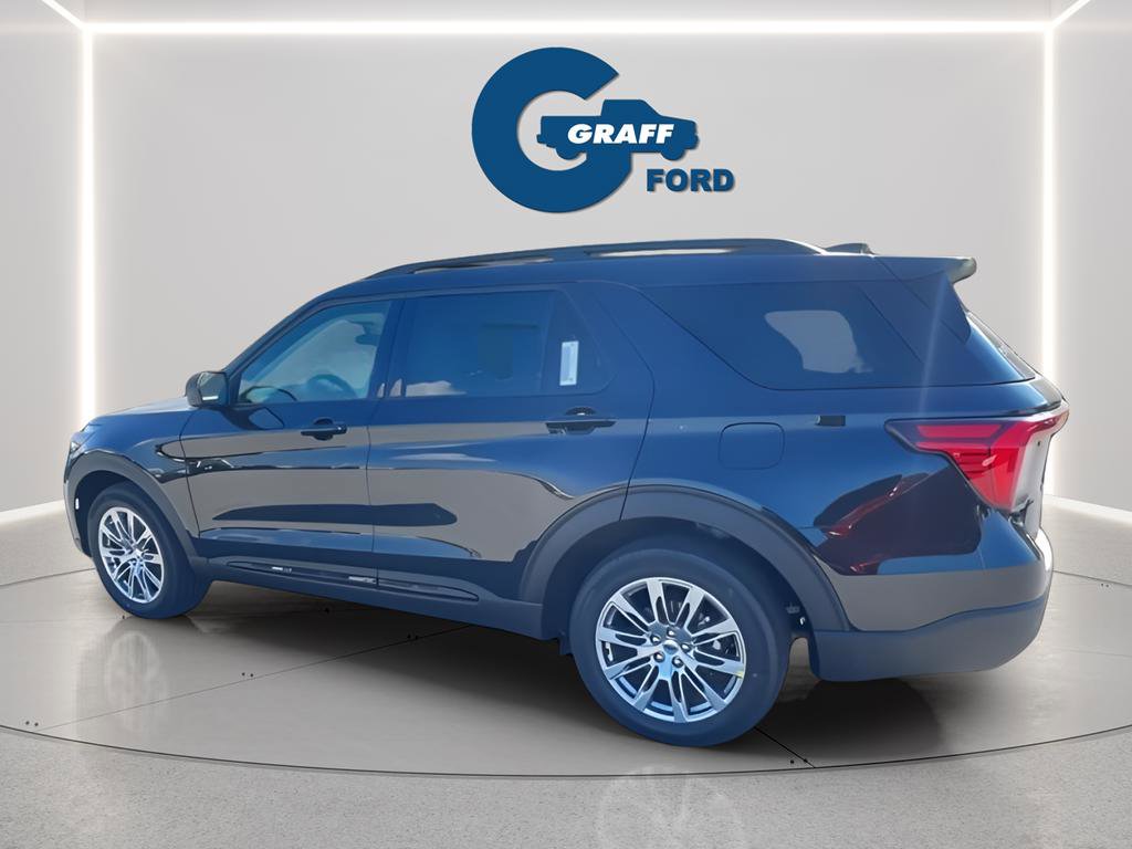 New 2026 Ford Explorer Active w/ Active Comfort Package image 3