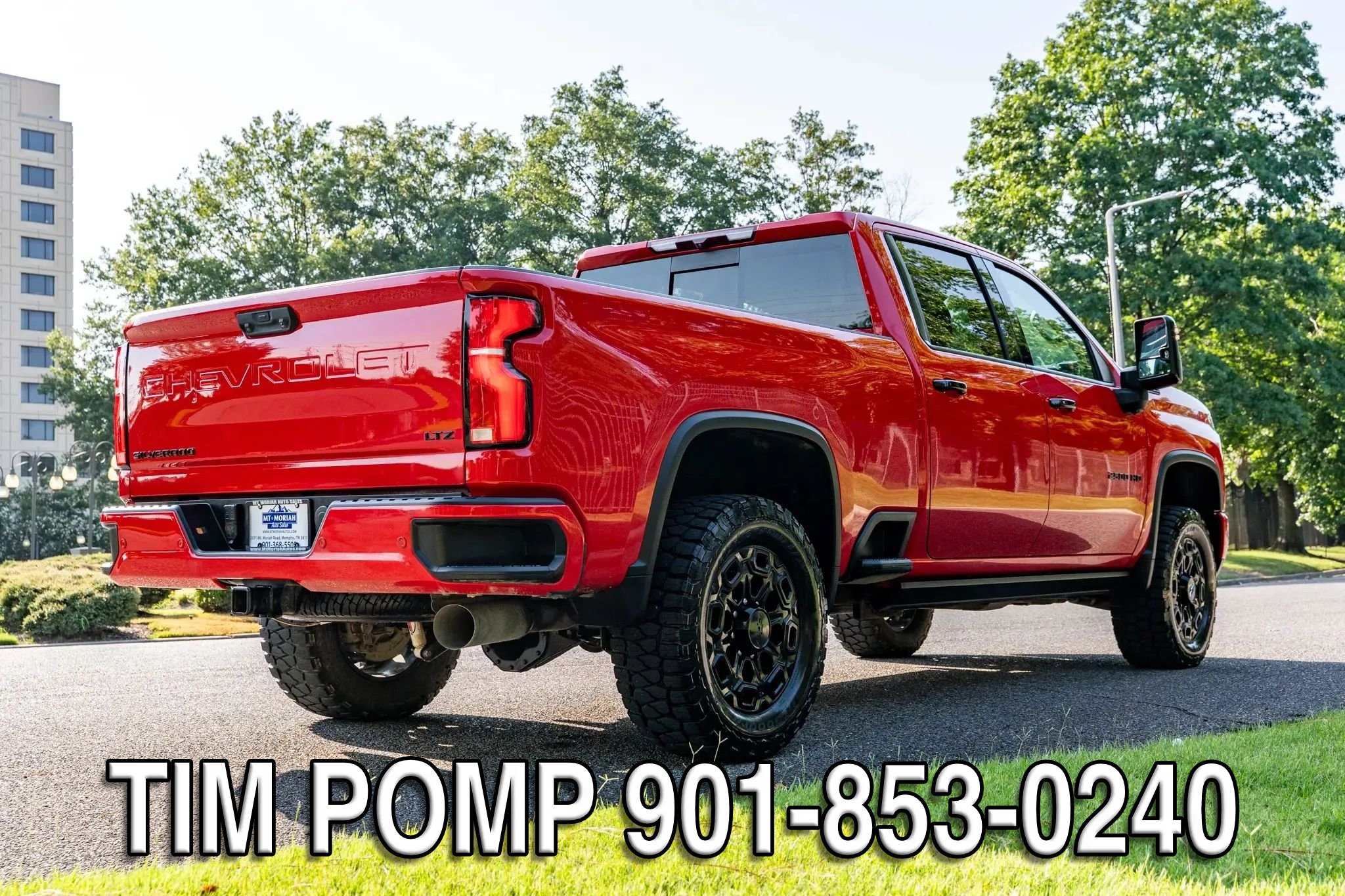 Used 2024 Chevrolet Silverado 2500 LTZ w/ LTZ Plus Package AWD/4WD image 5