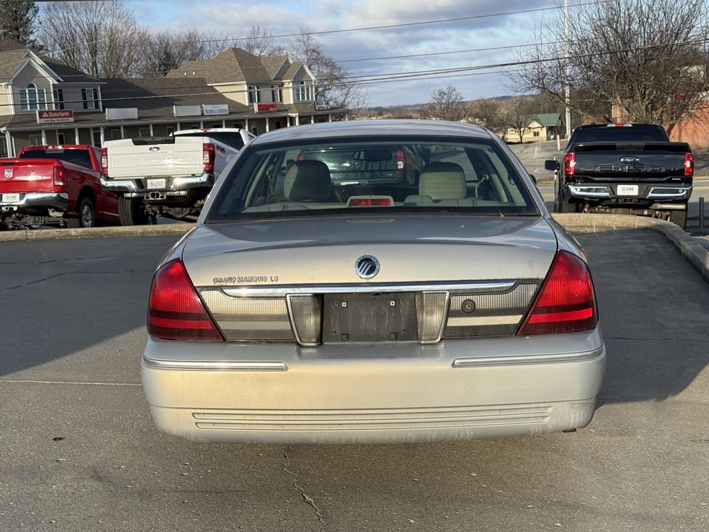 Used 2010 Mercury Grand Marquis LS image 7
