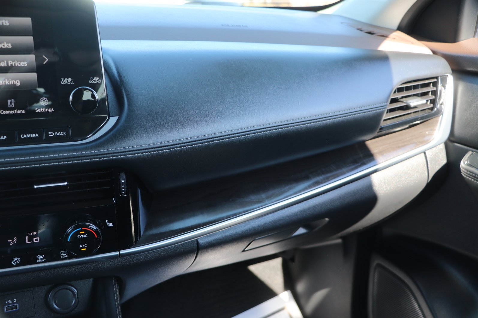 Used 2021 Nissan Rogue SL w/ Premium Package AWD/4WD image 27