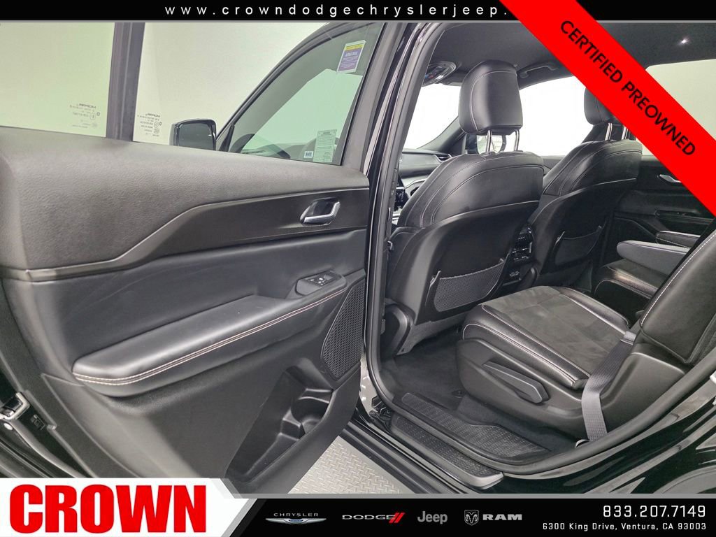 Certified 2023 Jeep Grand Cherokee L Laredo image 21