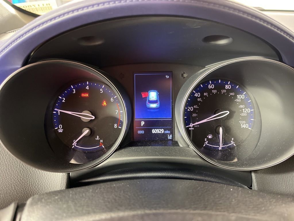 Used 2020 Toyota C-HR XLE image 32