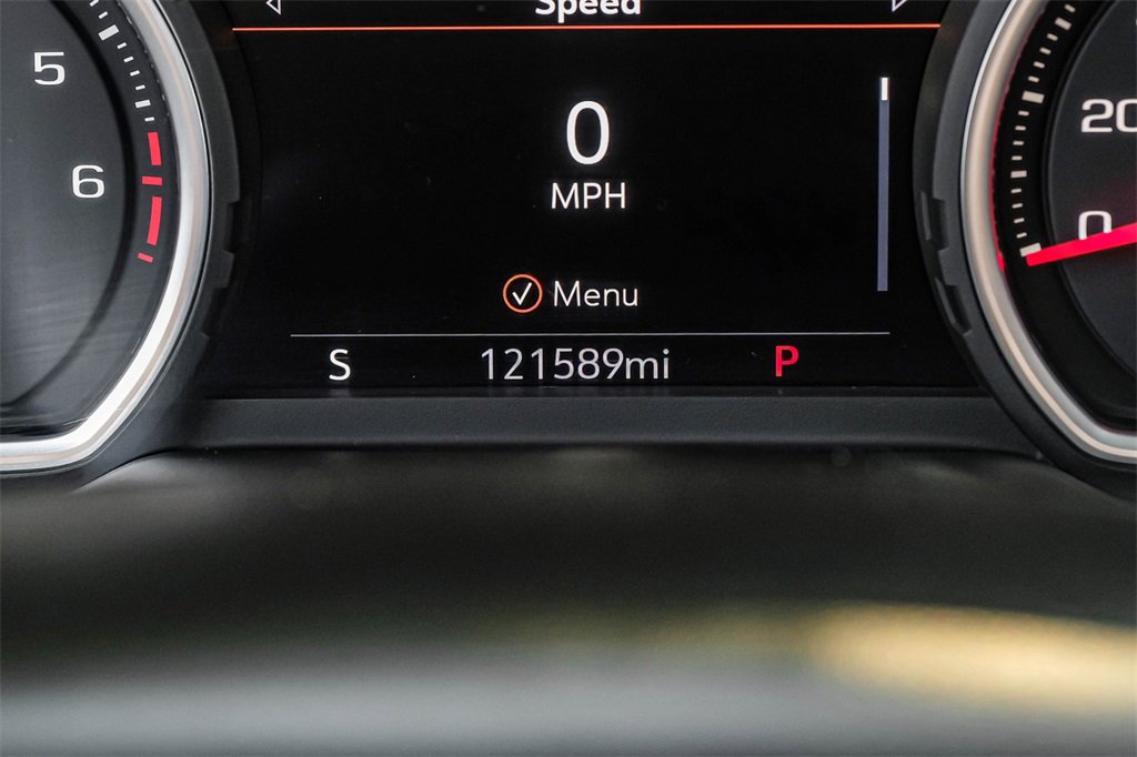 Used 2021 Chevrolet Suburban Premier w/ Premium Package image 19