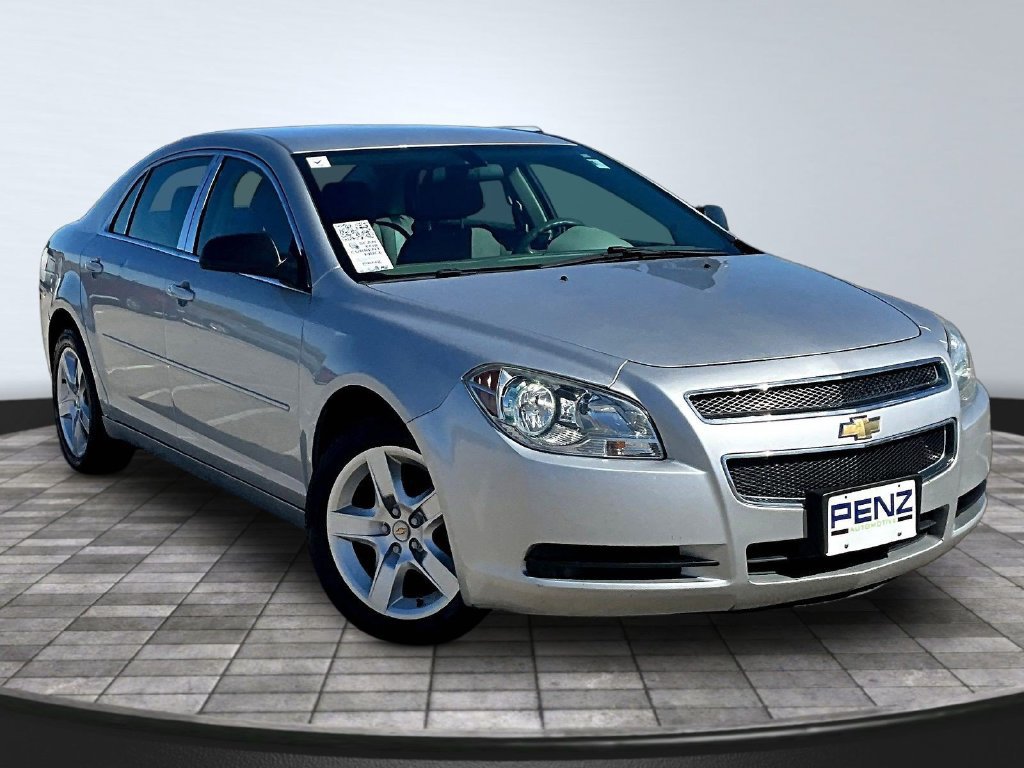 Used 2011 Chevrolet Malibu LS FWD image 3