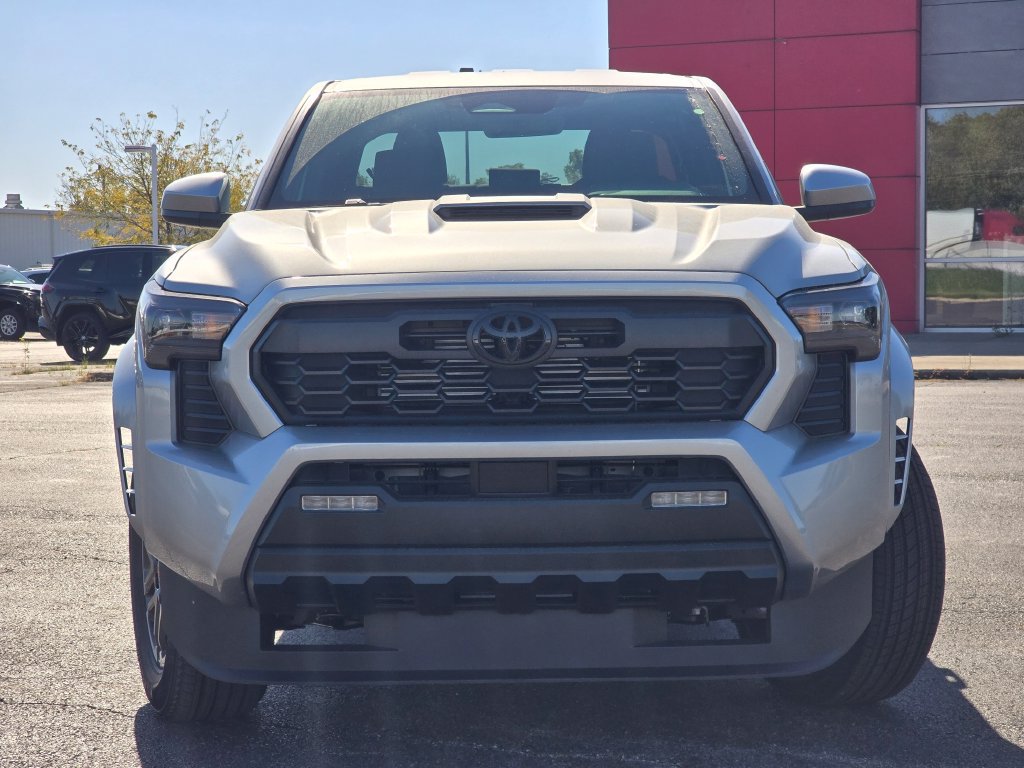 New 2026 Toyota Tacoma TRD Sport AWD/4WD image 9