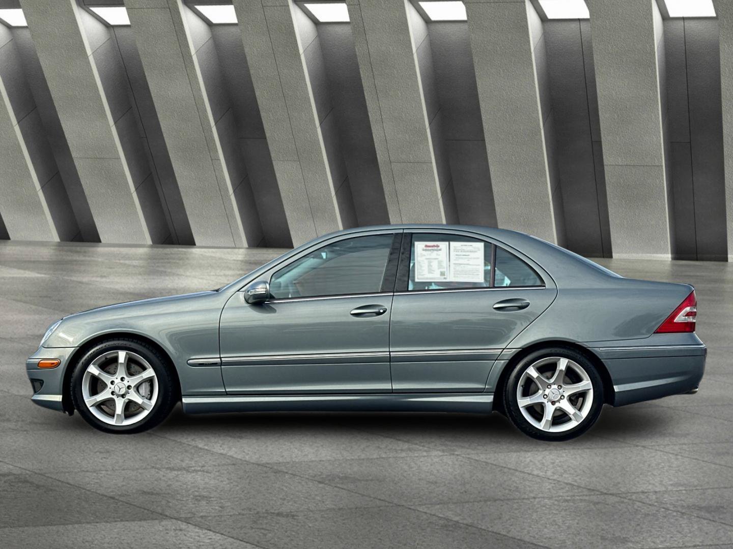 Used 2007 Mercedes-Benz C 230 Sedan image 7