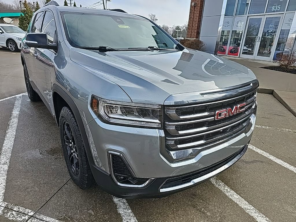 Used 2023 GMC Acadia AT4 w/ Technology Package image 4