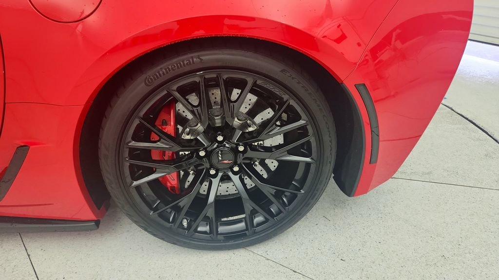 Used 2017 Chevrolet Corvette Z06 RWD image 25