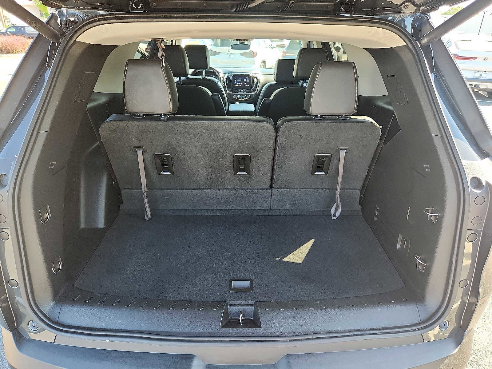 Used 2020 Chevrolet Traverse LT AWD/4WD image 27