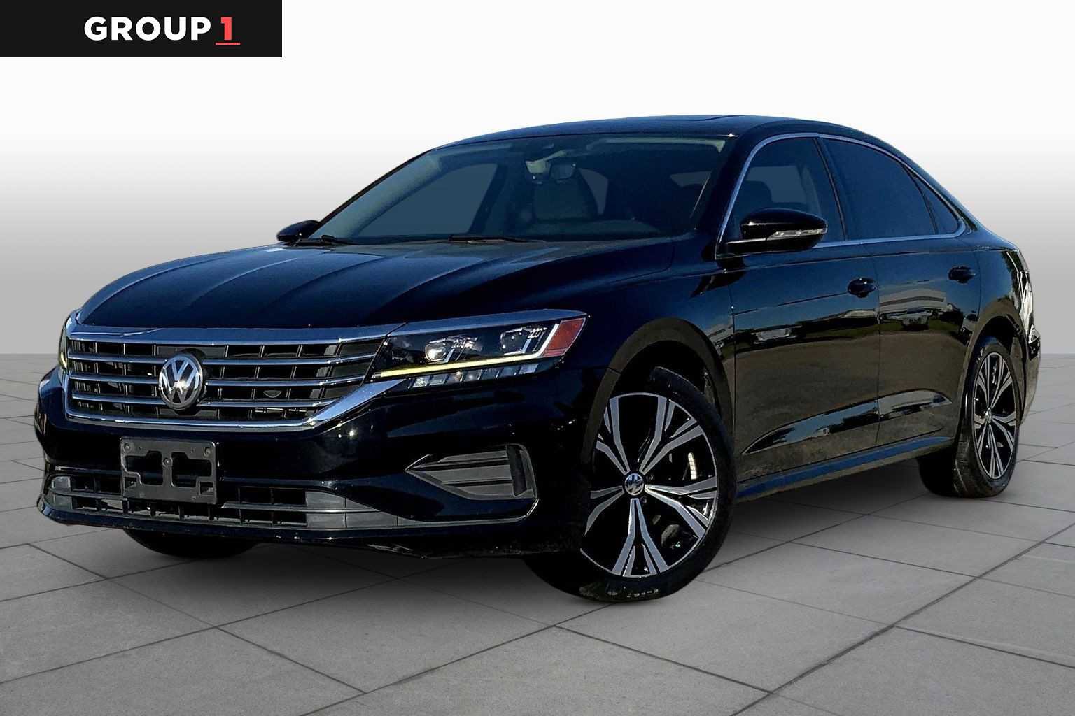 Used 2022 Volkswagen Passat 2.0T SE FWD image 1