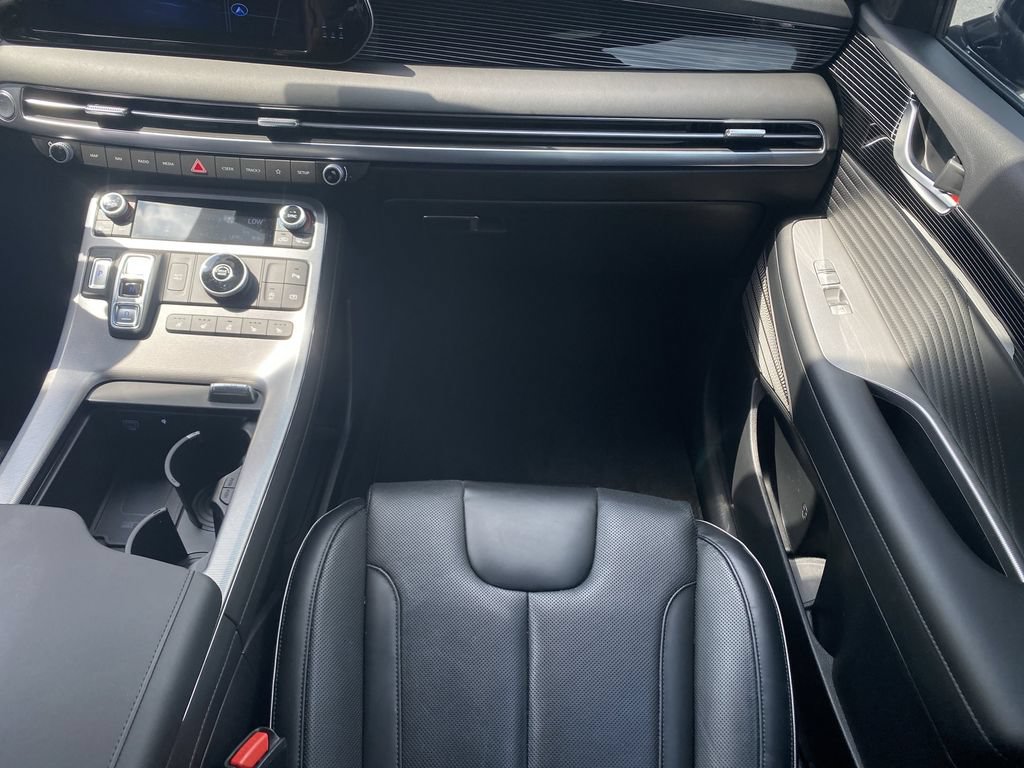 Used 2024 Hyundai Palisade Calligraphy FWD image 16