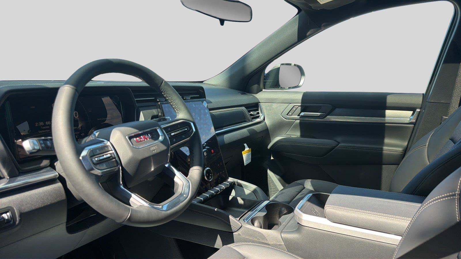 New 2027 GMC Terrain Elevation w/ Elevation Premium Package FWD image 16