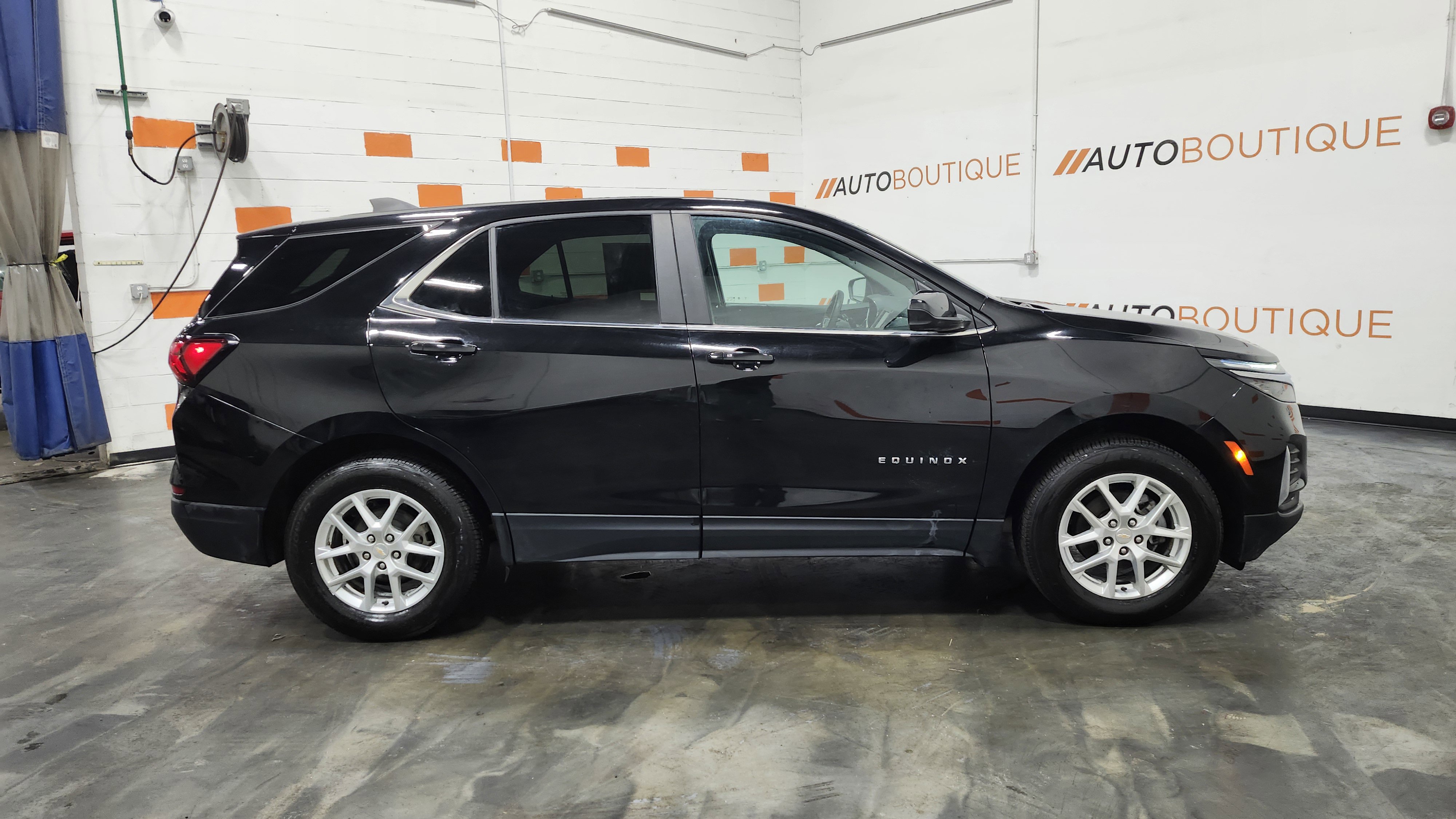 Used 2023 Chevrolet Equinox LT image 17