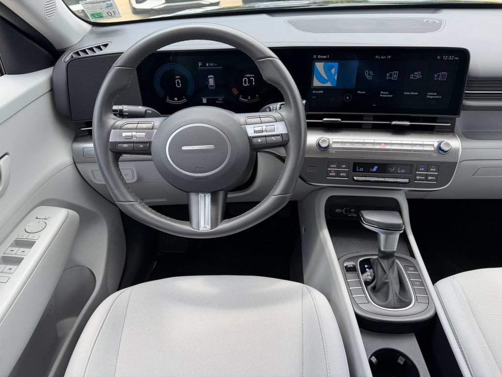 Certified 2025 Hyundai Kona SEL FWD image 16