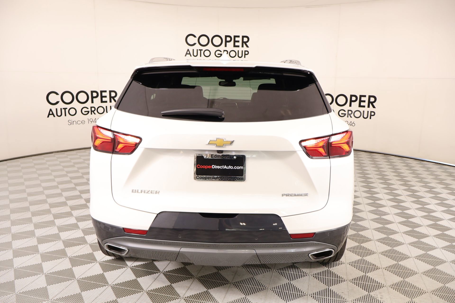 Used 2022 Chevrolet Blazer Premier w/ Enhanced Convenience Package FWD image 22