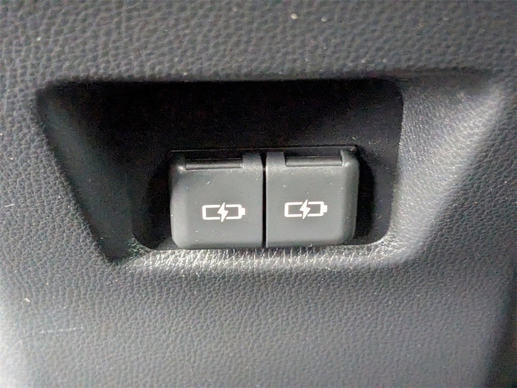 Used 2023 Toyota RAV4 XLE image 14