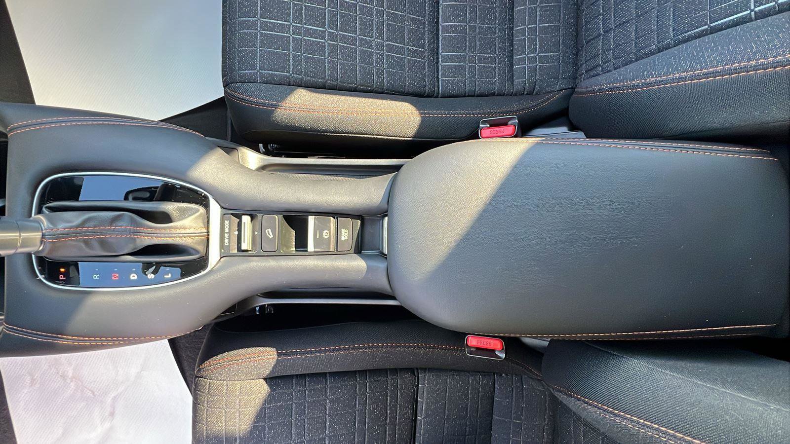 Certified 2026 Honda HR-V Sport image 23