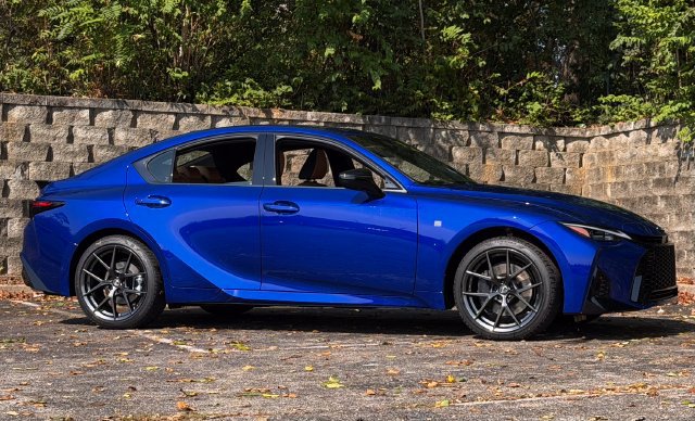 New 2026 Lexus IS 350 F Sport AWD/4WD image 3