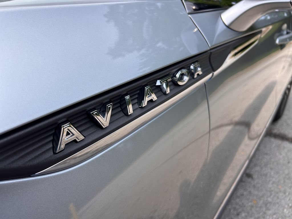 Certified 2024 Lincoln Aviator Reserve w/ Equipment Group 201A AWD/4WD image 47