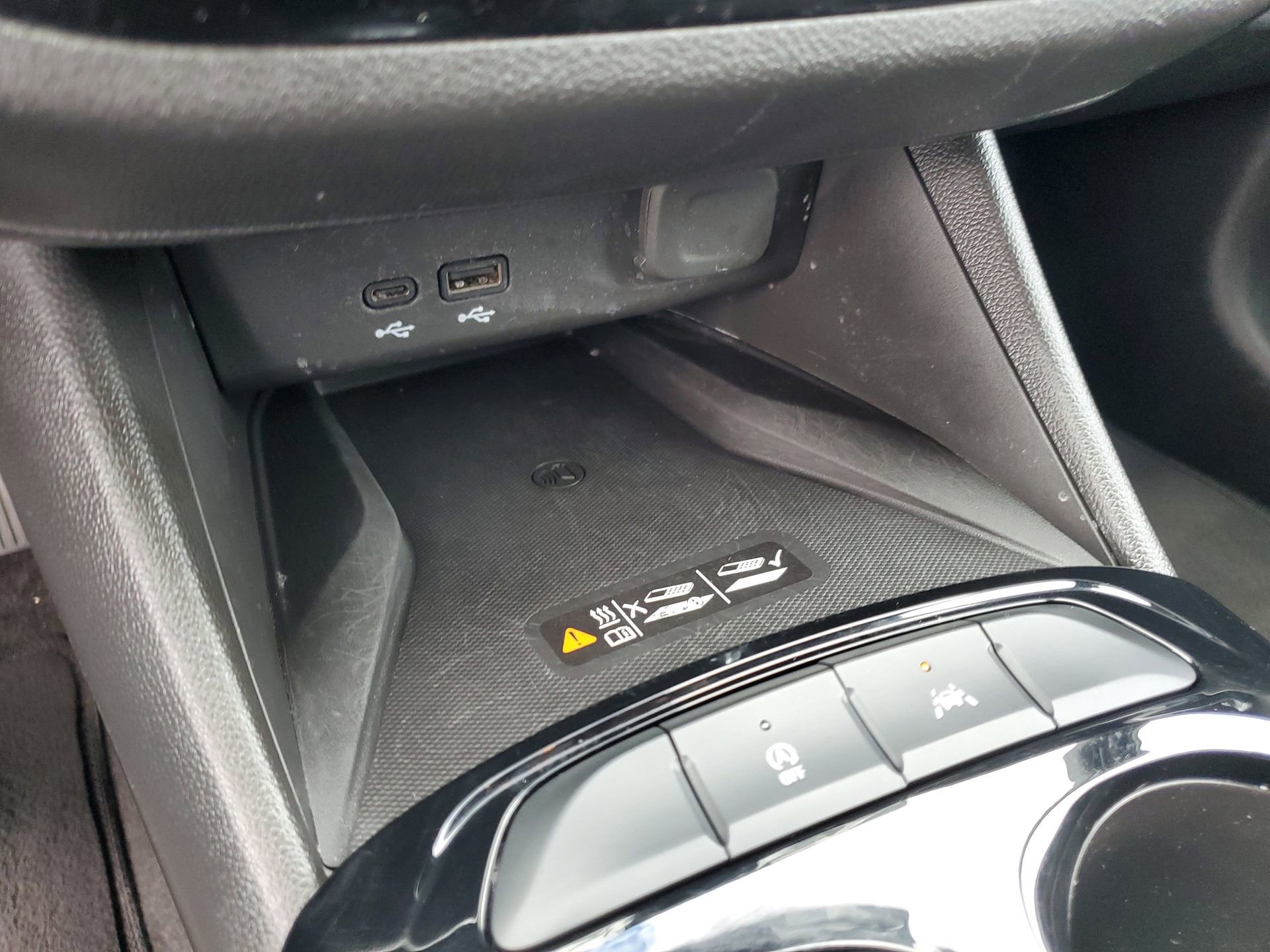 Certified 2025 Buick Envista Sport Touring w/ Convenience I Package image 34