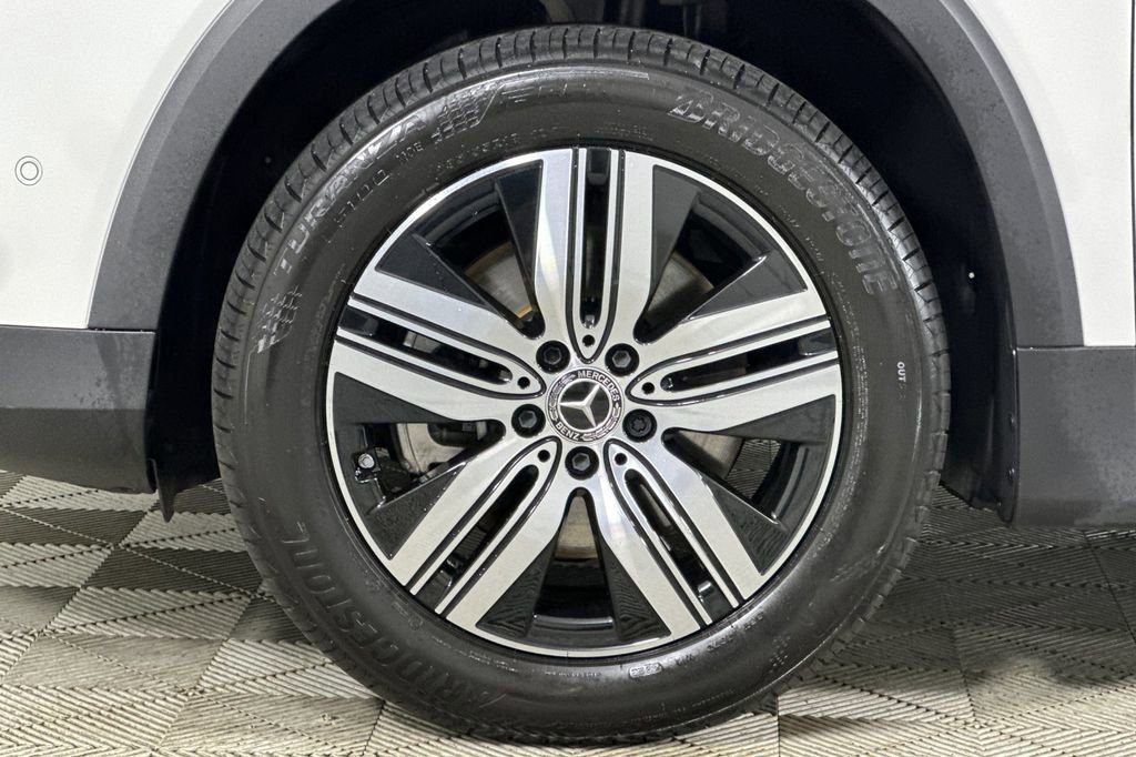 Certified 2023 Mercedes-Benz EQB 300 4MATIC image 35