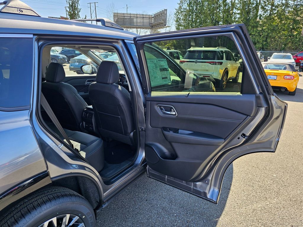 New 2026 Nissan Rogue Platinum w/ Platinum Premium Package AWD/4WD image 25