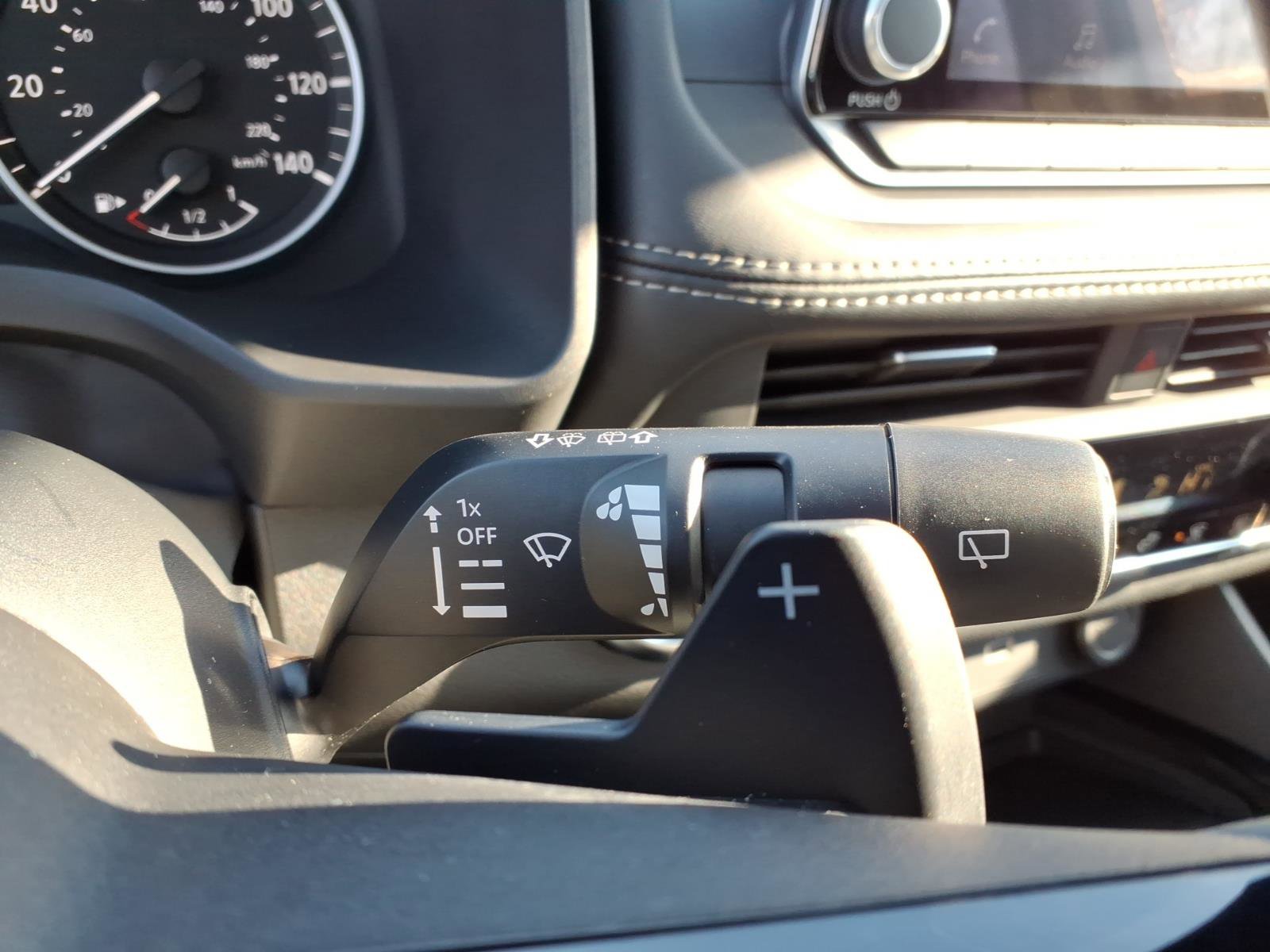 Used 2023 Nissan Rogue SV w/ SV Premium B Package image 29