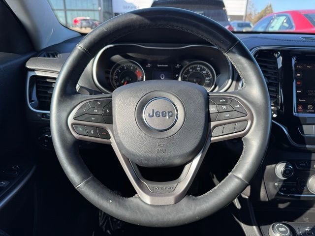 Used 2019 Jeep Cherokee Limited image 27