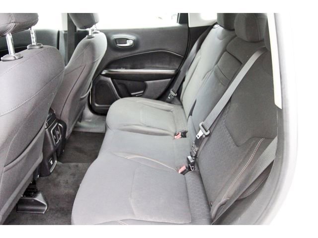 Used 2018 Jeep Compass Sport FWD image 12