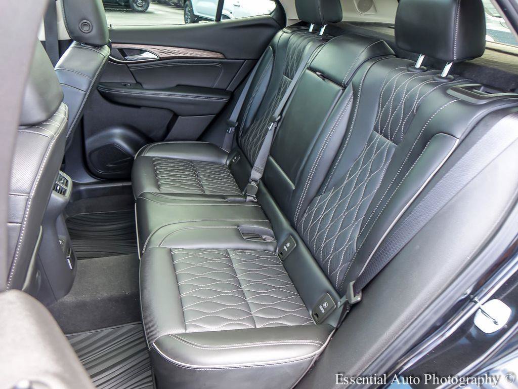 Used 2023 Buick Envision Avenir AWD/4WD image 11