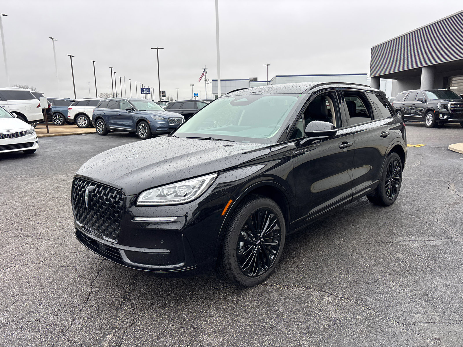 New 2026 Lincoln Corsair Reserve w/ Jet Appearance Package AWD/4WD image 3